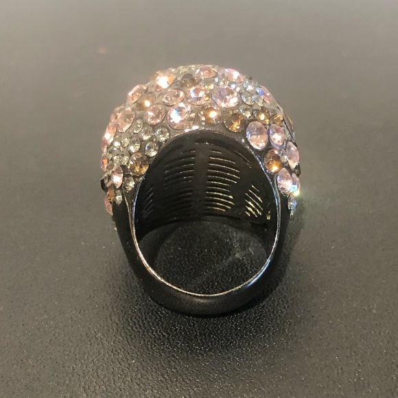 Henri Bendel Swarovski Chrystal Statement Cocktail Ring Excellent Cond Size 8 - Picture 4 of 4
